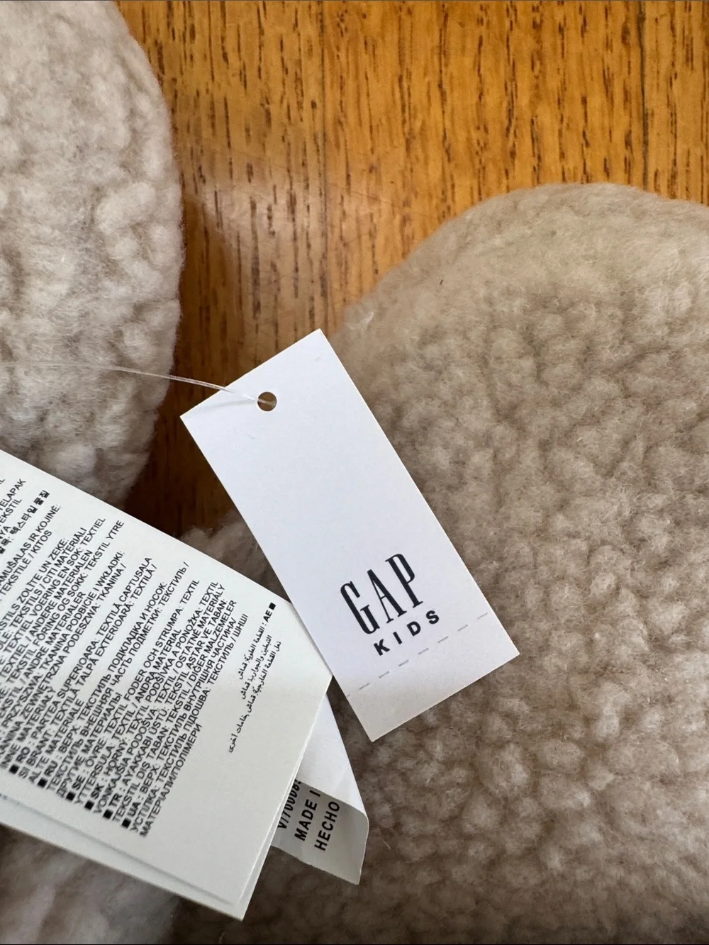 GAP Kids Plush Sherpa Slide Slippers in Light Beige
